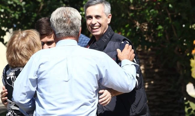 Απίστευτο! Ένας από τους απαγωγείς του Λεμπιδάκη στέλνει μαντινάδα στον επιχειρηματία